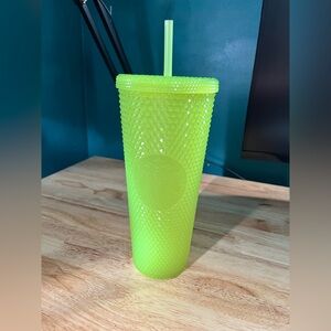 Glow-in-the-dark Starbucks Tumblr